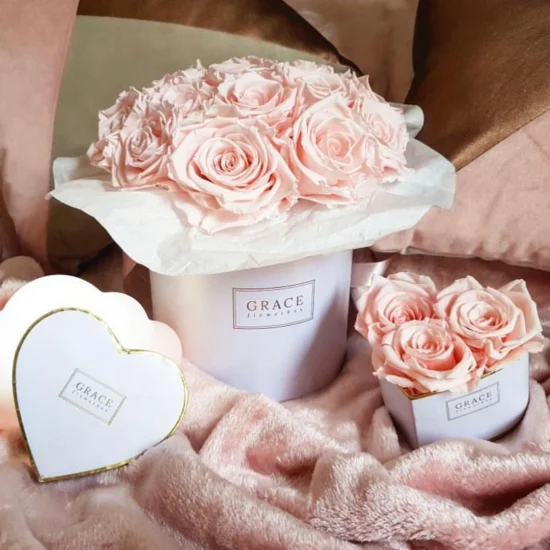 Emballage de boîtes-cadeaux de fleurs en forme de coeur pour roses